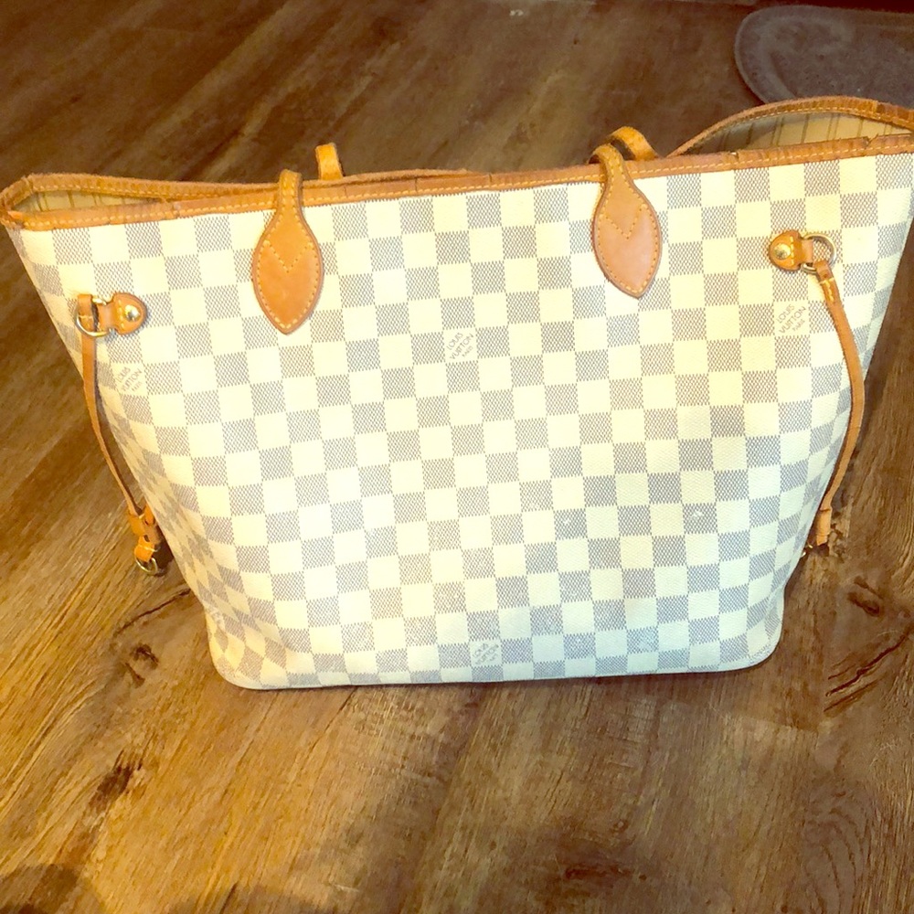 Louis Vuitton Neverfull